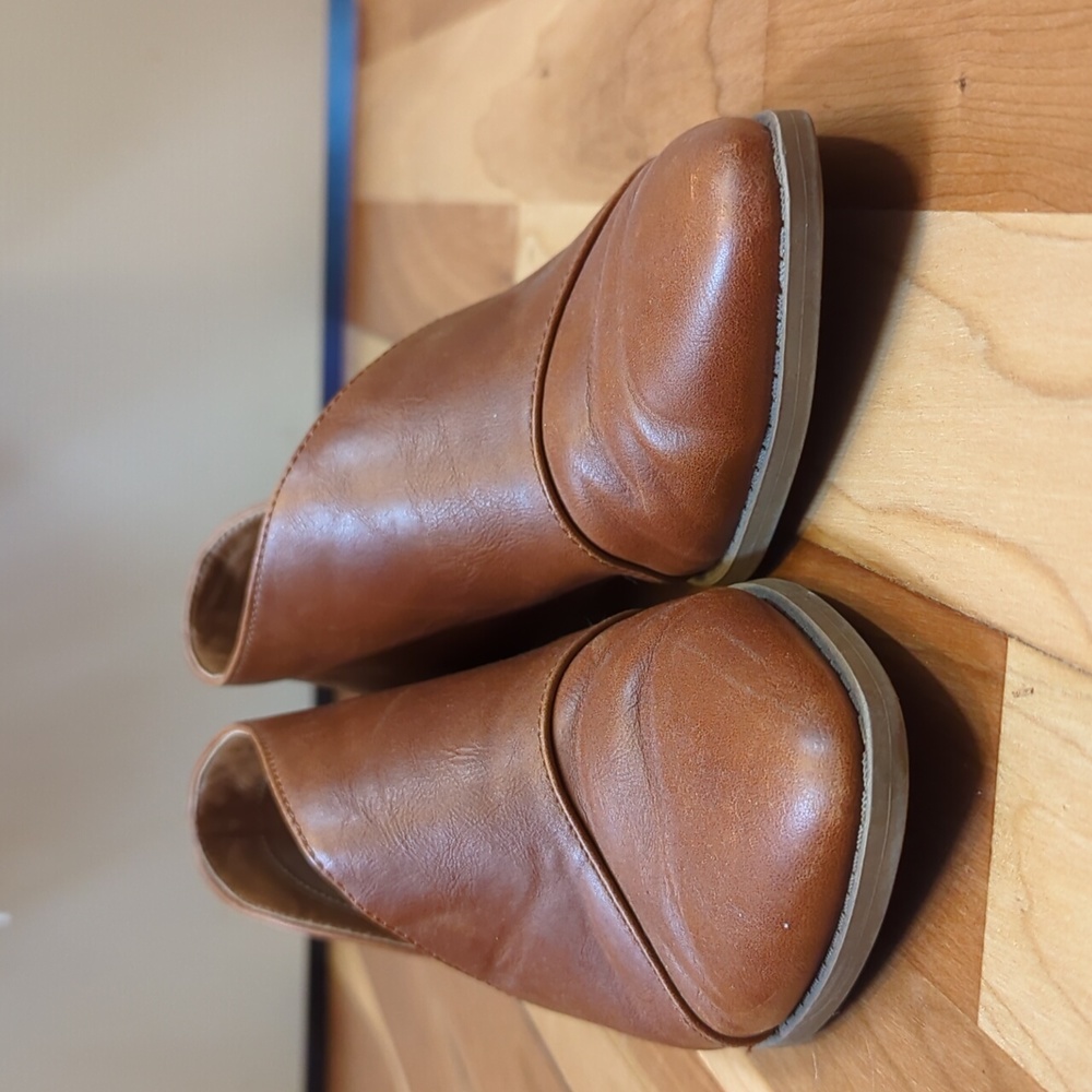 Universal thread cut out flats
